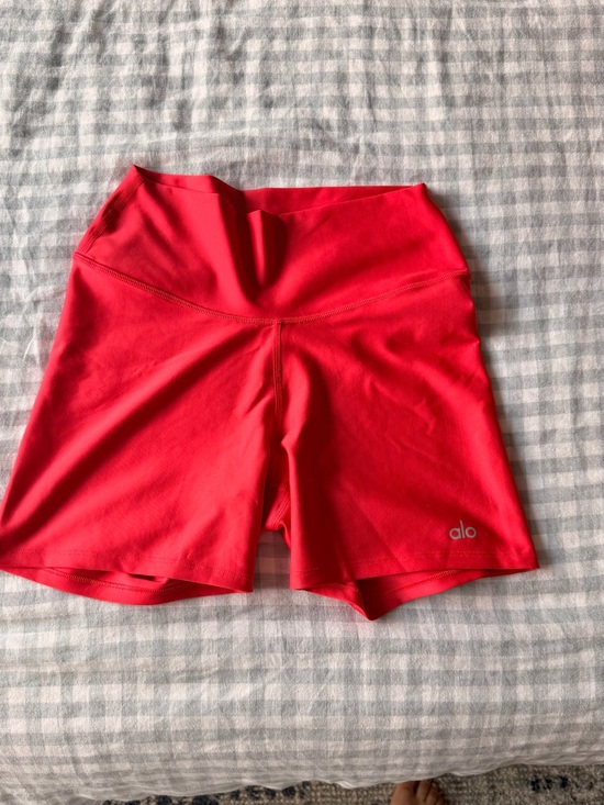 ALO Yoga Pants - ALO Yoga Women's Red High-Waist Bike Shorts